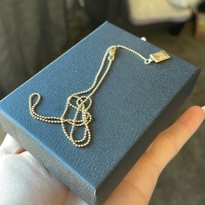 Miranda Frye ball chain